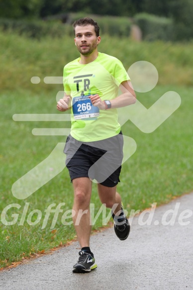 Hofmühlvolksfest-Halbmarathon Gloffer Werd