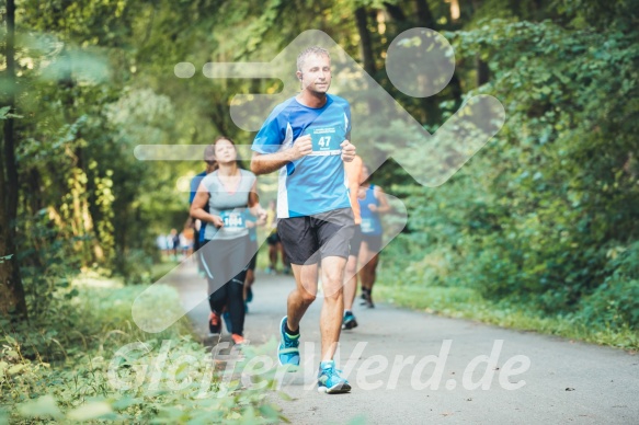 Hofmühlvolksfest-Halbmarathon Gloffer Werd