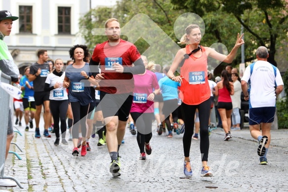 Hofmühlvolksfest-Halbmarathon Gloffer Werd