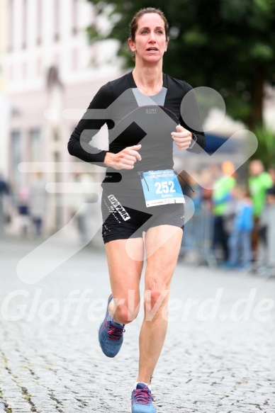 Hofmühlvolksfest-Halbmarathon Gloffer Werd