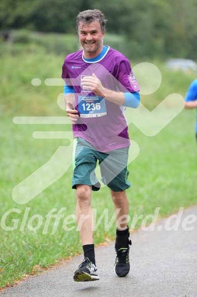 Hofmühlvolksfest-Halbmarathon Gloffer Werd