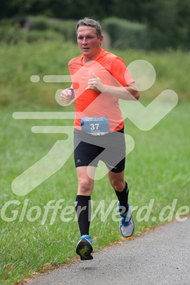 Hofmühlvolksfest-Halbmarathon Gloffer Werd