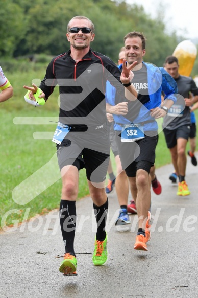 Hofmühlvolksfest-Halbmarathon Gloffer Werd