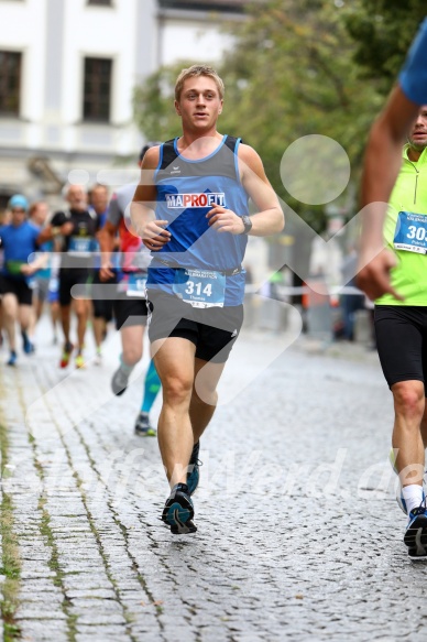 Hofmühlvolksfest-Halbmarathon Gloffer Werd