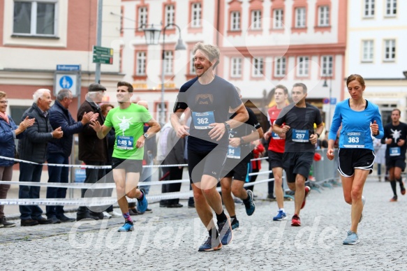 Hofmühlvolksfest-Halbmarathon Gloffer Werd