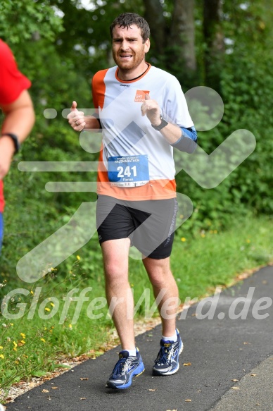 Hofmühl Volksfest-Halbmarathon Gloffer Werd