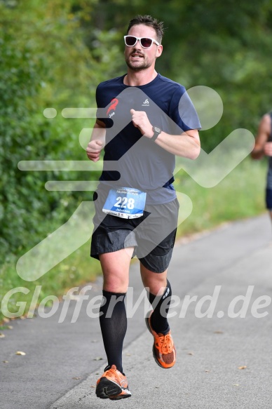 Hofmühl Volksfest-Halbmarathon Gloffer Werd