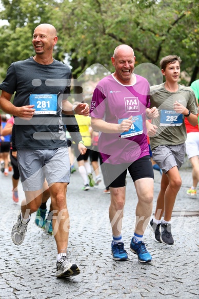 Hofmühlvolksfest-Halbmarathon Gloffer Werd