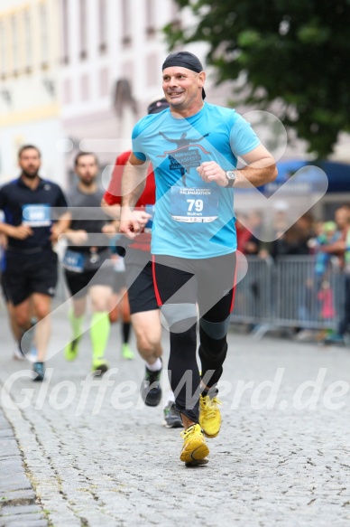 Hofmühlvolksfest-Halbmarathon Gloffer Werd