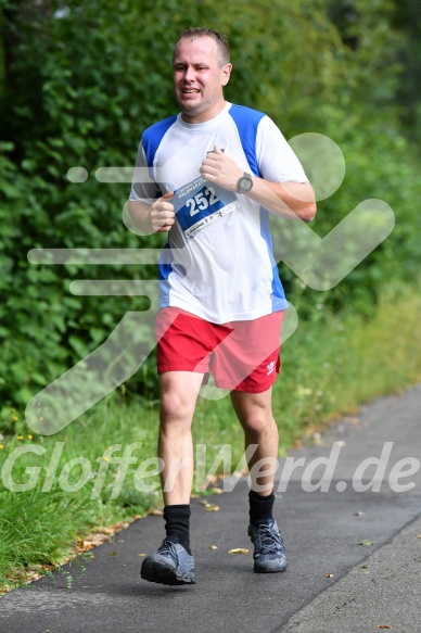 Hofmühl Volksfest-Halbmarathon Gloffer Werd