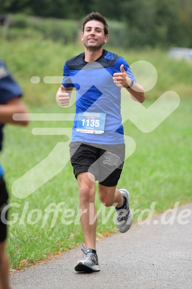 Hofmühlvolksfest-Halbmarathon Gloffer Werd