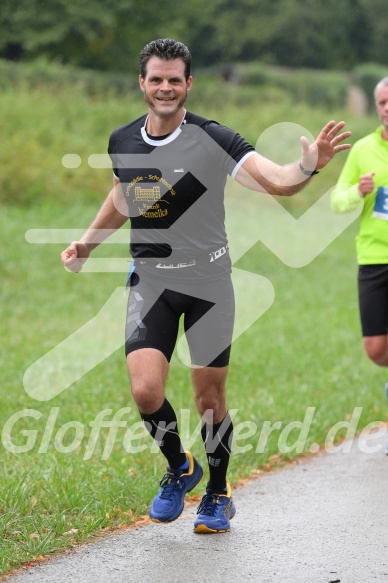 Hofmühlvolksfest-Halbmarathon Gloffer Werd