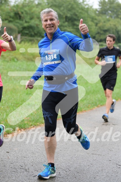 Hofmühlvolksfest-Halbmarathon Gloffer Werd