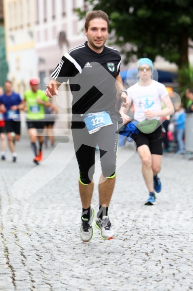 Hofmühlvolksfest-Halbmarathon Gloffer Werd