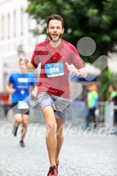 Hofmühlvolksfest-Halbmarathon Gloffer Werd