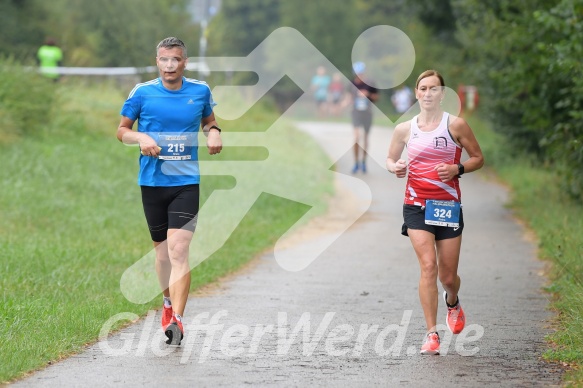 Hofmühlvolksfest-Halbmarathon Gloffer Werd