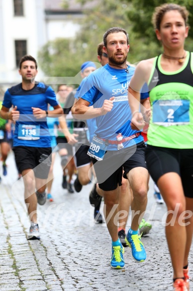 Hofmühlvolksfest-Halbmarathon Gloffer Werd