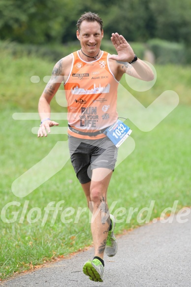 Hofmühlvolksfest-Halbmarathon Gloffer Werd