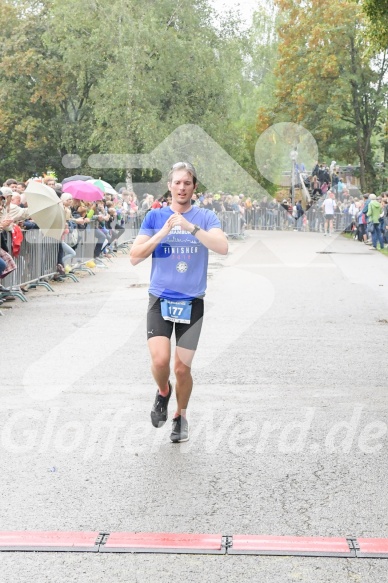 Hofmühlvolksfest-Halbmarathon Gloffer Werd