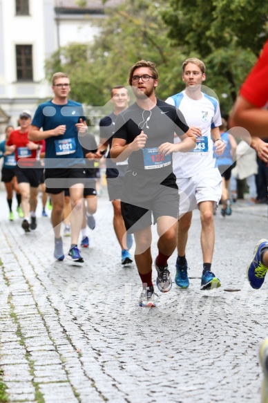 Hofmühlvolksfest-Halbmarathon Gloffer Werd