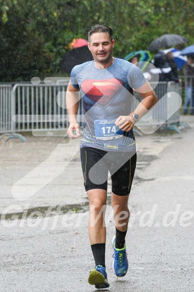 Hofmühlvolksfest-Halbmarathon Gloffer Werd