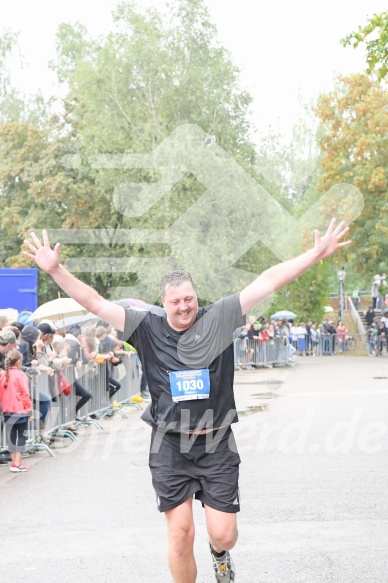 Hofmühlvolksfest-Halbmarathon Gloffer Werd