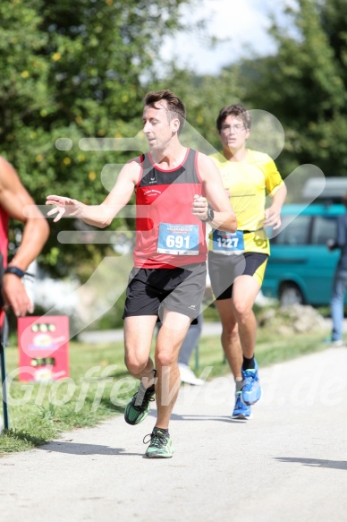 Hofmühl Volksfest-Halbmarathon Gloffer Werd