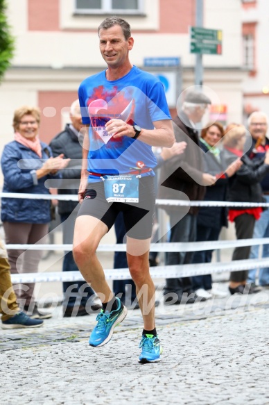 Hofmühlvolksfest-Halbmarathon Gloffer Werd