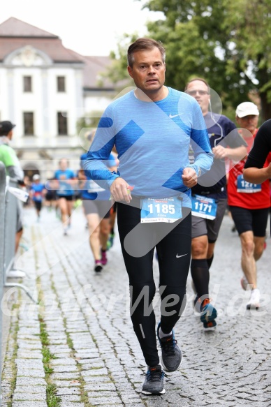 Hofmühlvolksfest-Halbmarathon Gloffer Werd