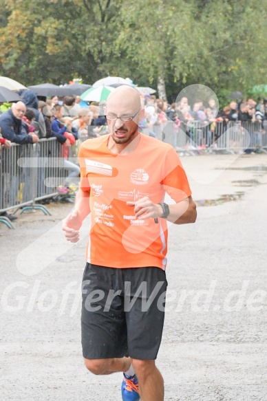 Hofmühlvolksfest-Halbmarathon Gloffer Werd