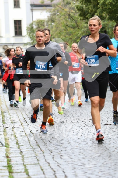 Hofmühlvolksfest-Halbmarathon Gloffer Werd