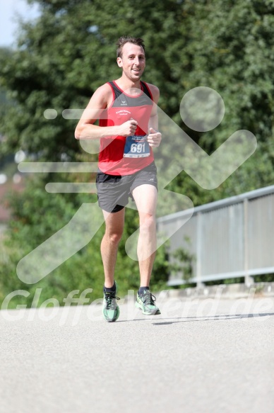 Hofmühl Volksfest-Halbmarathon Gloffer Werd