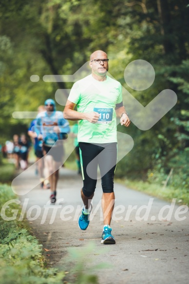 Hofmühlvolksfest-Halbmarathon Gloffer Werd