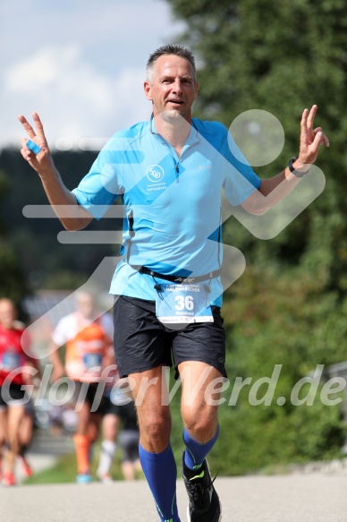 Hofmühl Volksfest-Halbmarathon Gloffer Werd