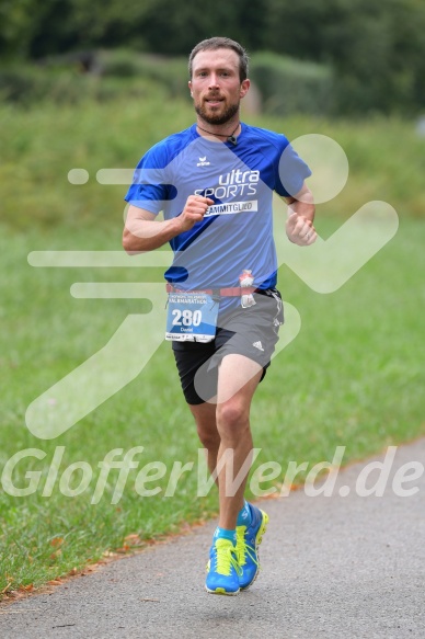 Hofmühlvolksfest-Halbmarathon Gloffer Werd