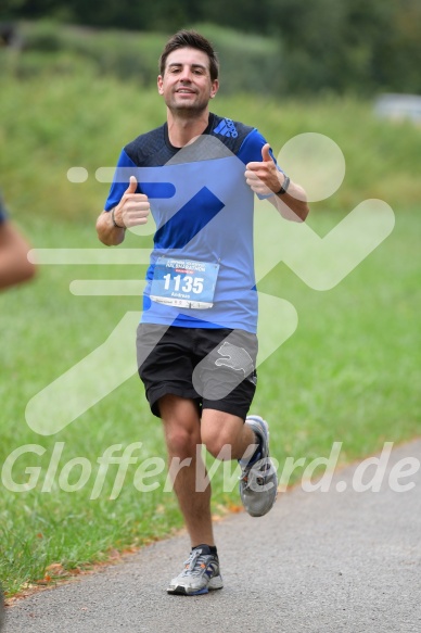 Hofmühlvolksfest-Halbmarathon Gloffer Werd