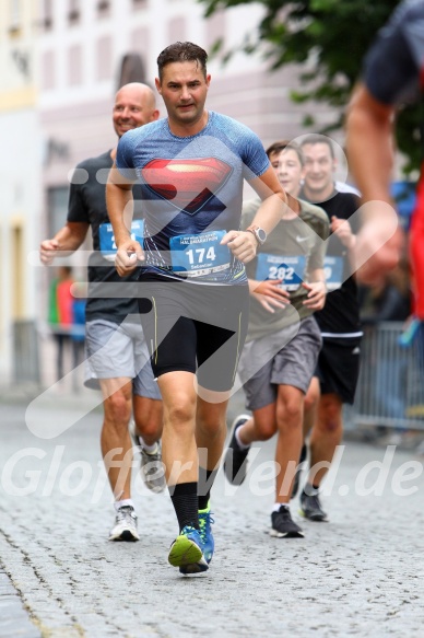 Hofmühlvolksfest-Halbmarathon Gloffer Werd