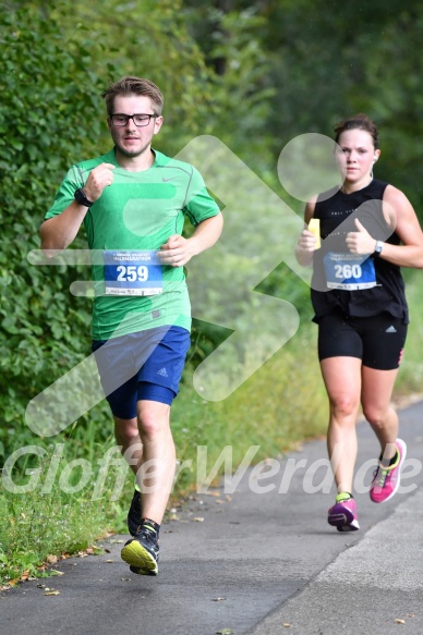 Hofmühl Volksfest-Halbmarathon Gloffer Werd