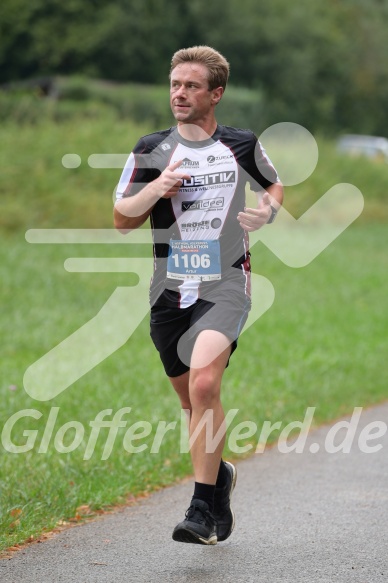 Hofmühlvolksfest-Halbmarathon Gloffer Werd