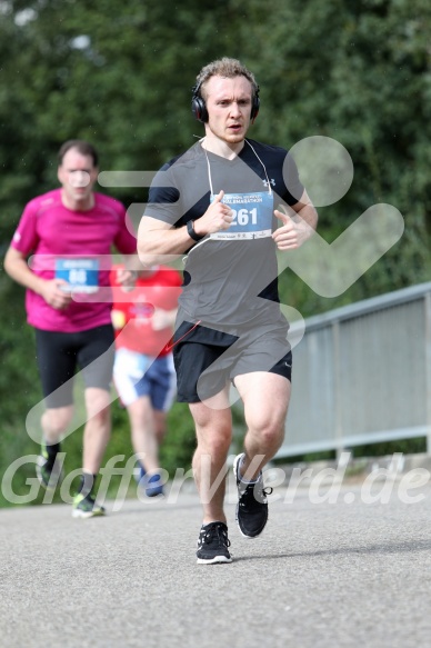 Hofmühl Volksfest-Halbmarathon Gloffer Werd