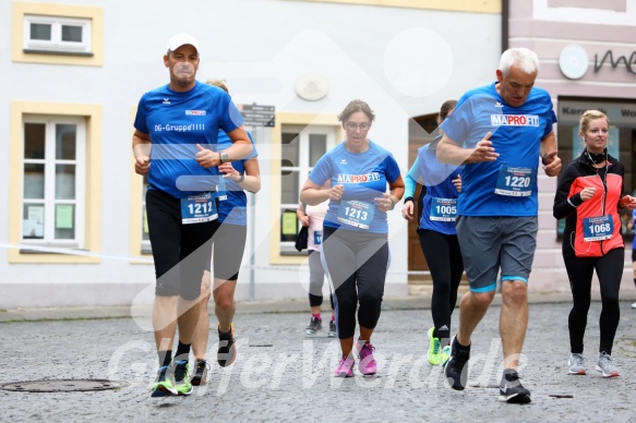 Hofmühlvolksfest-Halbmarathon Gloffer Werd