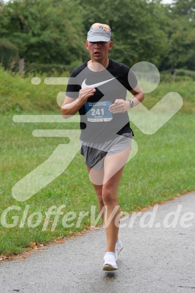 Hofmühlvolksfest-Halbmarathon Gloffer Werd