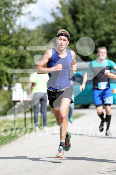 Hofmühl Volksfest-Halbmarathon Gloffer Werd