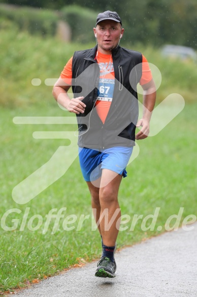 Hofmühlvolksfest-Halbmarathon Gloffer Werd