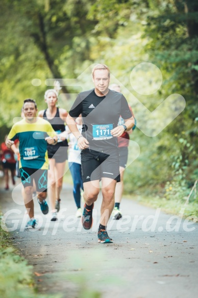 Hofmühlvolksfest-Halbmarathon Gloffer Werd