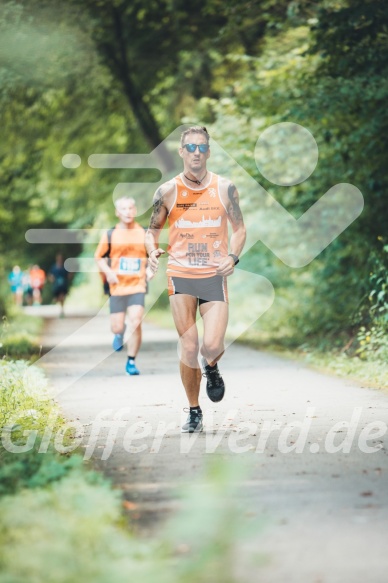 Hofmühlvolksfest-Halbmarathon Gloffer Werd