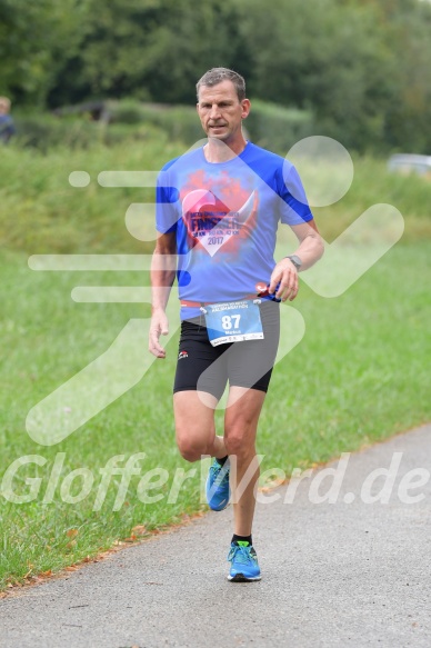 Hofmühlvolksfest-Halbmarathon Gloffer Werd