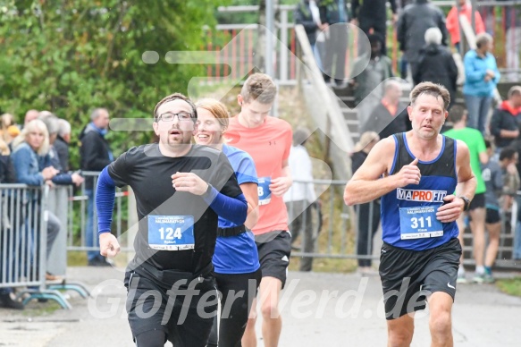 Hofmühlvolksfest-Halbmarathon Gloffer Werd