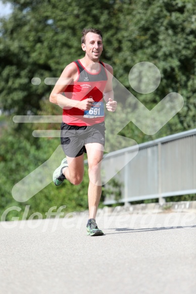 Hofmühl Volksfest-Halbmarathon Gloffer Werd