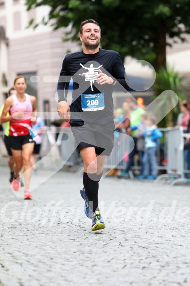 Hofmühlvolksfest-Halbmarathon Gloffer Werd